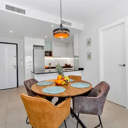 Lovely First Floor Apartment, Heating Pool ! Alicante
