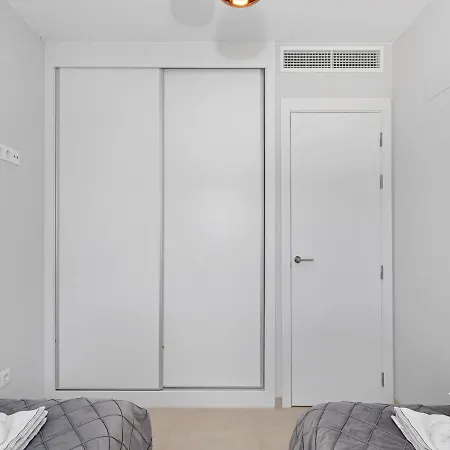 Lovely First Floor Apartment, Heating Pool ! Apartment Alicante