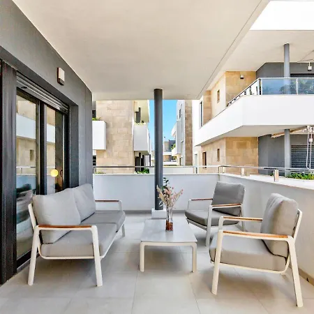 Lovely First Floor Apartment, Heating Pool ! Apartment Alicante