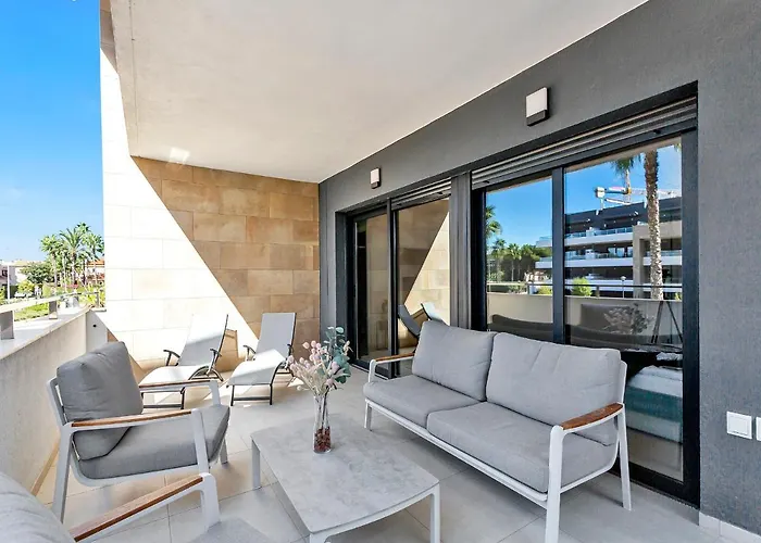 Lovely First Floor Apartment, Heating Pool ! Alicante