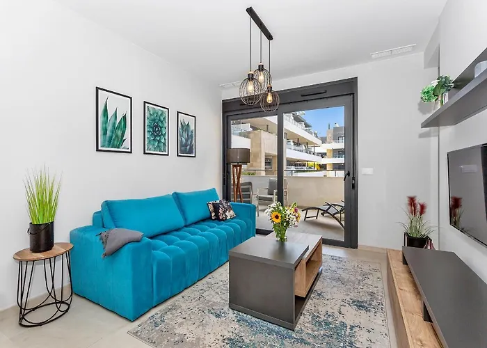 Lovely First Floor Apartment, Heating Pool ! Lejlighed