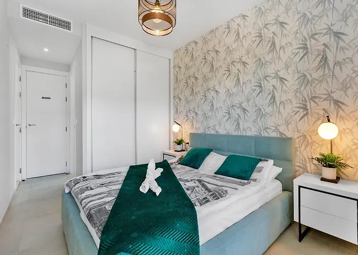 Lovely First Floor Apartment, Heating Pool ! Alicante