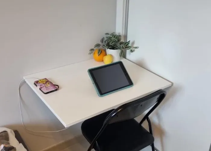 Lovely First Floor Apartment, Heating Pool ! *